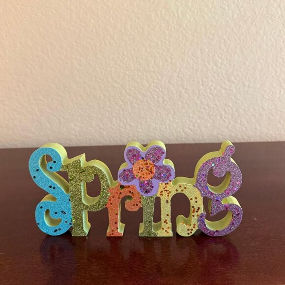 "Spring" Wood Decor - Picture 3 of 3